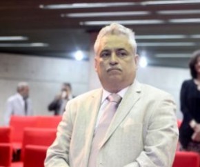 Robert elogia ação da Polícia Civil no vazamento de concurso(Imagem:Alepi)