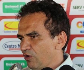 Elizeu garante que não há negociação envolvendo atletas de clubes piauienses.(Imagem:Joana Darc Cardoso/GloboEsporte.com)