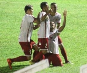 Gol de Juninho garante empate do 4 de Julho diante do Parnahyba em Piripiri.(Imagem:Gol de Juninho garante empate do 4 de Julho diante)