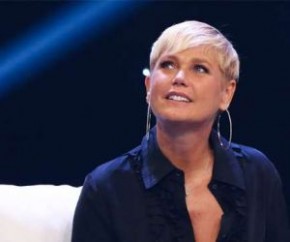 Xuxa é fria com Gugu em primeiro reencontro.(Imagem:AgNews)