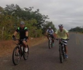 Caçadores de aventuras participam de trilhão em Floriano.(Imagem:FlorianoNews)