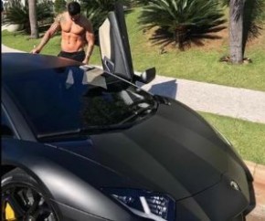 Gusttavo Lima ostenta carro avaliado em R$ 3 milhões.(Imagem:Instagram)