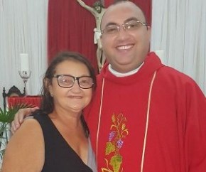 Dona Dinha e Padre Nylfrânyo (Imagem:Divulgação)