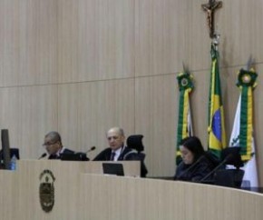 TCE-PI determina bloqueio de contas de 13 prefeituras e 10 câmaras.(Imagem:TCE-PI)