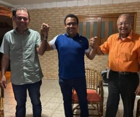 Dr. Pessoa e Jeová convidam vereador Dr. Lázaro para se filiar ao MDB.(Imagem:Cidadeverde.com)