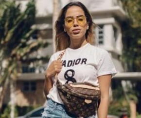 Anitta revela que vai tirar férias: 