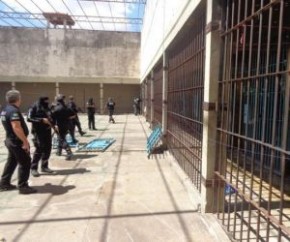 Mais de 20 presos cavam buraco e fogem da Casa de Custódia.(Imagem:CidadeVerde.com)