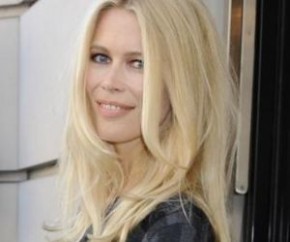 Claudia Schiffer é processada por vizinho.(Imagem:Noticiasaominuto)