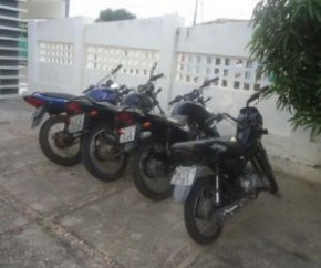 Jovem sem CNH é preso após fazer manobras perigosas com motocicleta em Floriano.(Imagem:FlorianoNews)