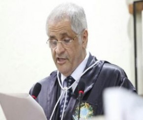 Desembargador Joaquim Santana toma posse no TRE e comandará as eleições 2016.(Imagem:Cidadeverde.com)