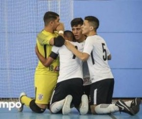 Corinthians goleia Barcelona por 7 a 2 e conquista Mundial sub-18 de futsal.(Imagem:Divulgação)