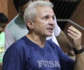 Hélio Queiroz, treinador dos times de futsal do IFPI, sofre acidente grave em casa.(Imagem:Renan Morais)