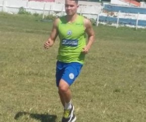 Carlinhos em treino físico no Parnahyba.(Imagem:Didupaparazzo)