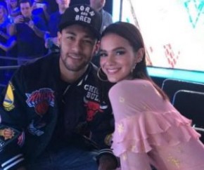 Neymar planeja festão de noivado com Bruna Marquezine.(Imagem:Famosidades)