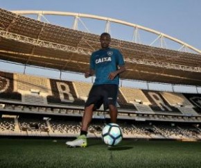 Airton se despede do Botafogo(Imagem:Globoesporte)