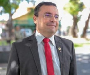Fábio Novo rebate críticas sobre relação com o prefeito Firmino Filho.(Imagem:Divulgação)