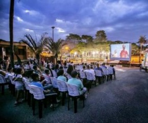 Projeto leva em van movida a energia solar a magia do cinema a três comunidades no Piauí.(Imagem:Cidadeverde.com)