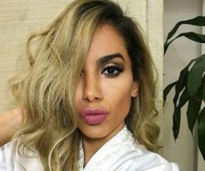 Anitta está loira(Imagem:Reprodução/Instagram)