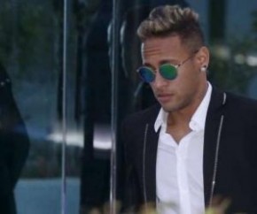 Justiça Federal congela bens de Neymar e inclui até avião e iate.(Imagem:MSN)