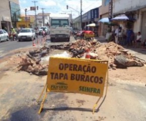 Vazamento na Rua Francisco Pacheco provoca desabastecimento em Floriano.(Imagem:FlorianoNews)