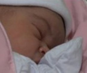 Lara Emanuele nasceu às 00h47min em maternidade da capital do Piauí.(Imagem:Reprodução)