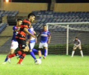 Piauí vence Fla-PI no Albertão.(Imagem:Emanuele Madeira)