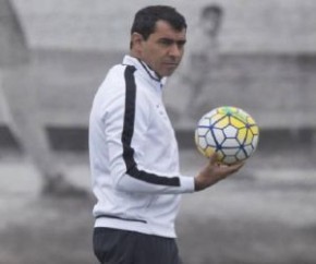 Técnico Carille diz que negociação com Corinthians está adiantada.(Imagem:Daniel Augusto Jr.)