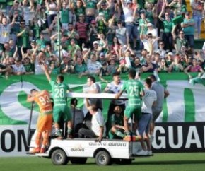 Chapecoense se classifica para Libertadores e rebaixa o Coritiba.(Imagem:Divulgação)