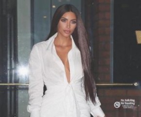 Kim Kardashian implora para que irmã não se case.(Imagem:Famosidades)