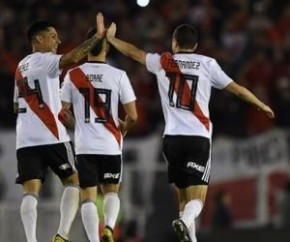 Com 2 gols no fim, River Plate bate Athletico-PR e fatura a Recopa.(Imagem:Divulgação)