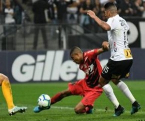 Corinthians e Athletico-PR empatam em jogo com 4 gols no 1º tempo.(Imagem:Divulgação)