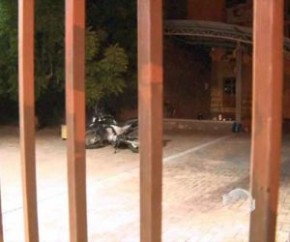 Homens invadem Teatro do Boi e atiram em vigilante.(Imagem:Cidadeverde.com)