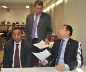 Líder do Governo pede a presença de deputados nas comissões técnicas.(Imagem:Alepi)