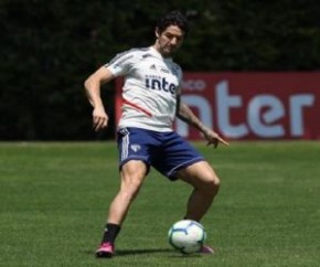 Sem marcar há um turno, Alexandre Pato amarga reserva no São Paulo.(Imagem:Rubens Chiri)