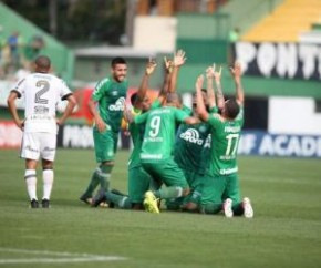 Chapecoense venceu a Ponte Preta e se distanciou da zona de rebaixamento(Imagem:Sirli Freitas/Chapecoense)