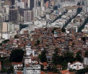 Comunidade do Cantagalo, em Copacabana.(Imagem:Custódio Coimbra)