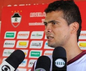 Naylson anuncia saída do River-PI.(Imagem:Josiel Martins)