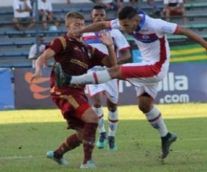 River x Piauí no segundo jogo pela Copa Piauí no LM.(Imagem:Eduardo Frota)