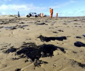 Venezuela nega ser responsável por óleos nas praias do Brasil(Imagem:Divulgação)