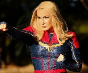 Claudia Leitte aparece vestida de Capitã Marvel no Carnaval de Salvador.(Imagem:Instagram)