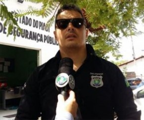 Delegado Tales Gomes, titular do 22º DP.(Imagem:Graciane Sousa)