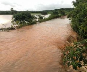 Açude Mosquisto, que liga a sede do município a Comunidade Bom Jardim.(Imagem:Divulgação)