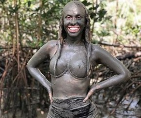 Joelma postou foto coberta de lama no mangue.(Imagem:Instagram)