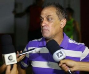 Celso Teixeira volta ao futebol piauiense depois de comandar Fla-PI duas vezes.(Imagem:TV Clube)