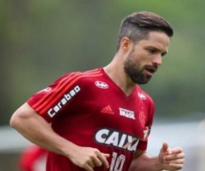 Vitinho herda camisa 11, e Diego segue com a 