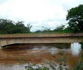 Dono de bar morre ao cair de ponte com 10 metros de altura.(Imagem:Cidadeverde.com)