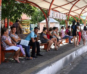Sem avanço, greve dos ônibus permanece nesta terça.(Imagem:CidadeVerde.com)