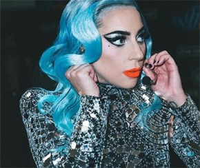 Lady Gaga se desculpa por fazer música com R. Kelly.(Imagem:Instagram)