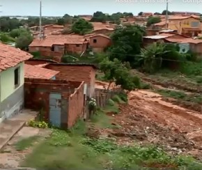 Moradores da Vila da Paz temem desabamento de casas no período chuvoso.(Imagem:Divulgação)