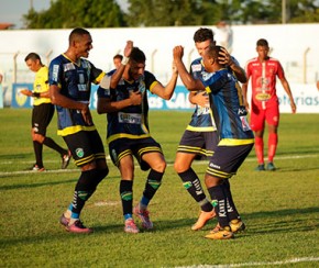 Altos goleia, volta a ser líder e ganha ânimo para pegar o Bahia.(Imagem:Luís Júnior/A. A. Altos)